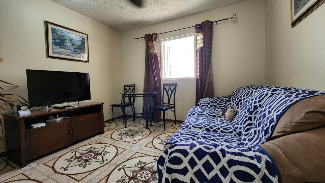 شقة كينغستون  في Oaklands Oasis المظهر الخارجي الصورة